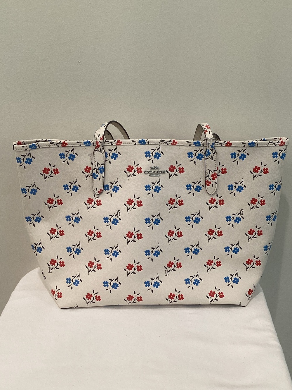 Coach White Tote with Blue & Red Floral Print‎